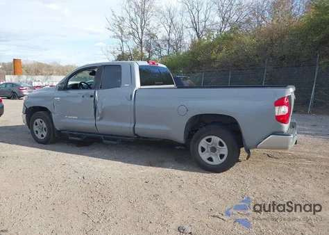 2019 Toyota Tundra Sr5 5.7L V8 z USA, uszkodzony, nr VIN 5TFCY5F12KX025608